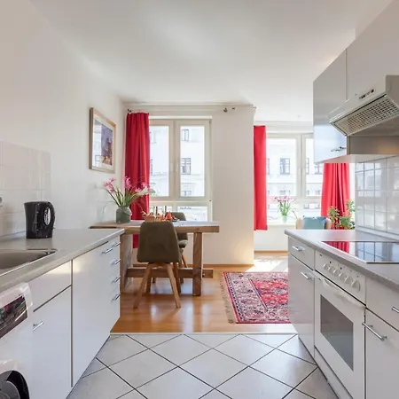 Stilvolles In Downtown Mitte, Boxspringbett, Balkon, Blick Ueber Auf Den Himmel, Zentrale Lage, Kiez Vor Der Haustuer 公寓 柏林