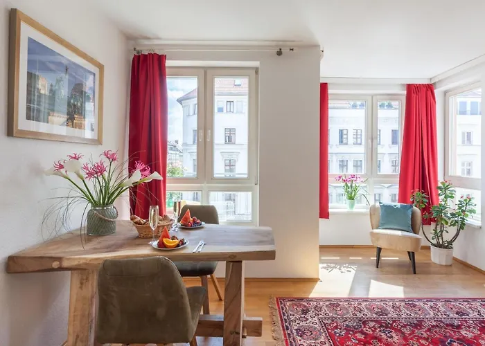 Stilvolles In Downtown Mitte, Boxspringbett, Balkon, Blick über Auf Den Himmel, Zentrale Lage, Kiez Vor Der Haustür Apartamento