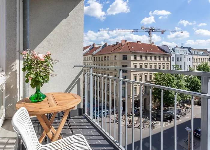 Stilvolles In Downtown Mitte, Boxspringbett, Balkon, Blick Ueber Auf Den Himmel, Zentrale Lage, Kiez Vor Der Haustuer Appartement *
